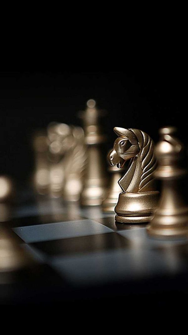 عکس شطرنج طلایی زیبا برای پروفایل