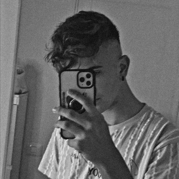 عکس پروفایل پسرانه لاتی رفاقتی